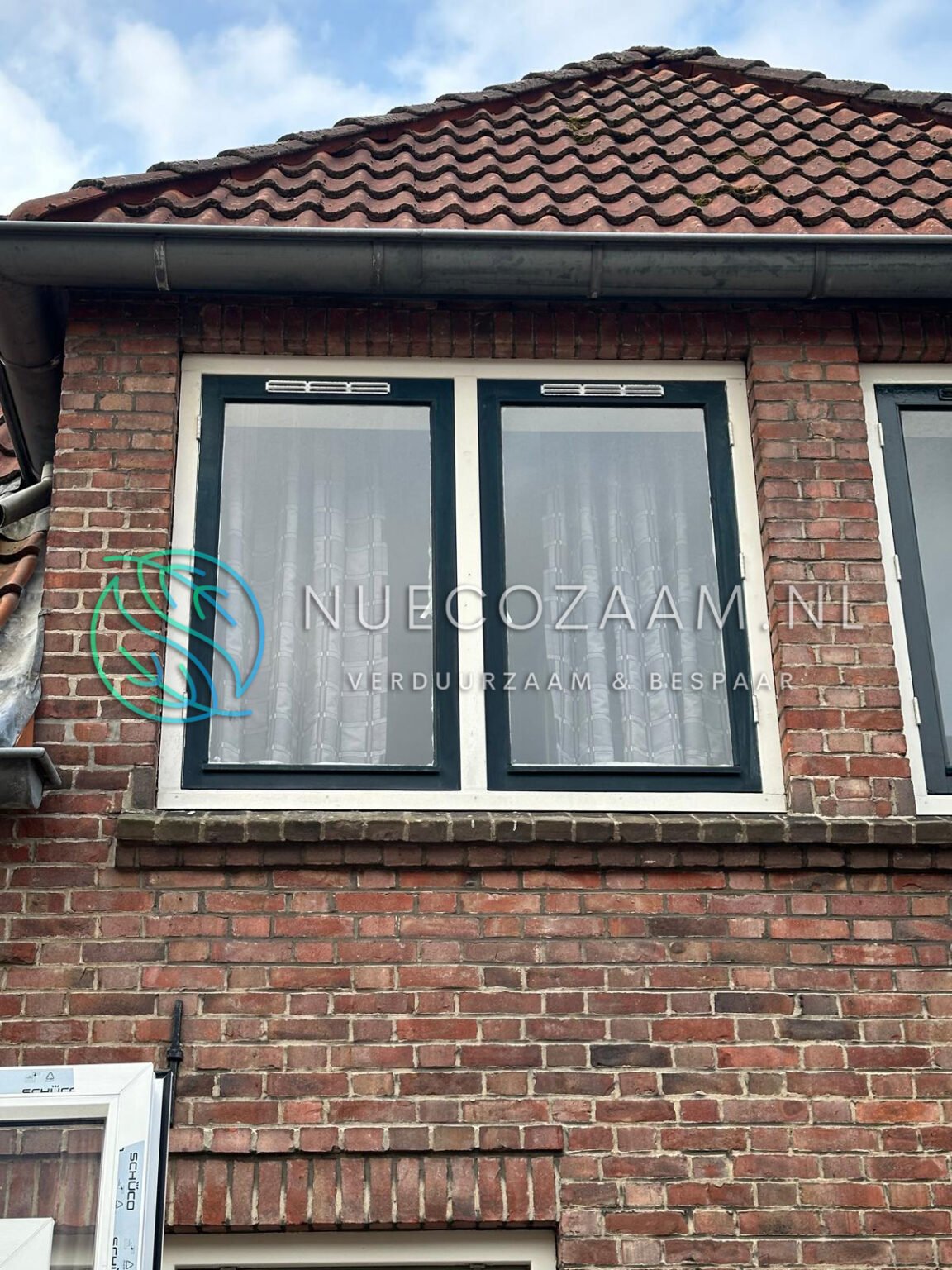 NuEcozaam Kunststof kozijnen Almelo wit houtnerf